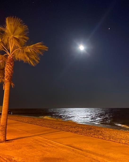 Apart. Pineda De Mar-Sea And Mountains Views 외부 사진
